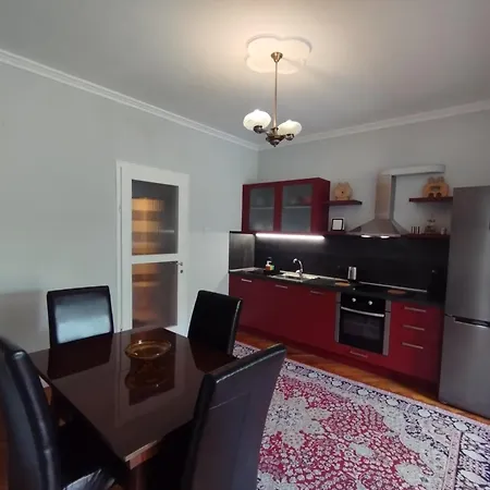 Apartmán Center 7 *